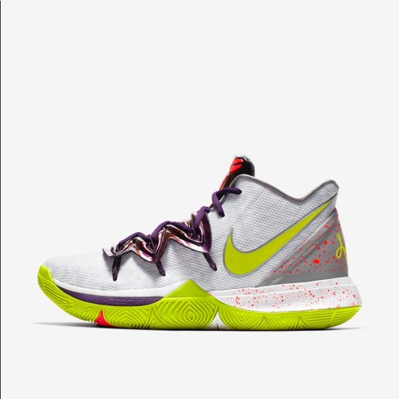 kobe bryant and kyrie irving shoes